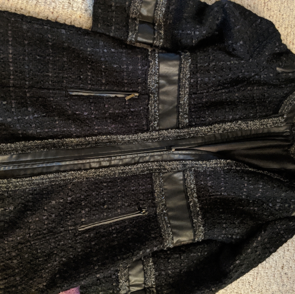 Coat - Picture 2 of 3